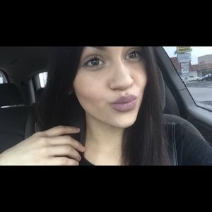 Meet your Posher, Nathalie